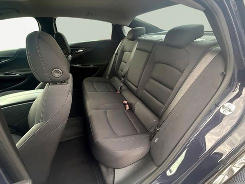 Used 2025 Chevrolet Malibu LT image 25