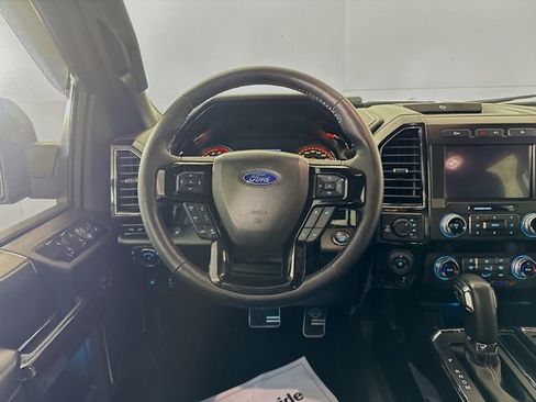 Used 2019 Ford F150 Lariat w/ Equipment Group 502A Luxury AWD/4WD image 25