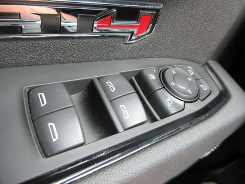Certified 2025 GMC Sierra 1500 AT4 w/ AT4 Premium Package AWD/4WD image 31