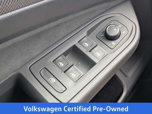 Certified 2026 Volkswagen GTI SE FWD image 25