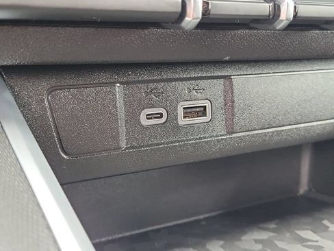 Used 2026 Chevrolet Colorado Trail Boss AWD/4WD image 11