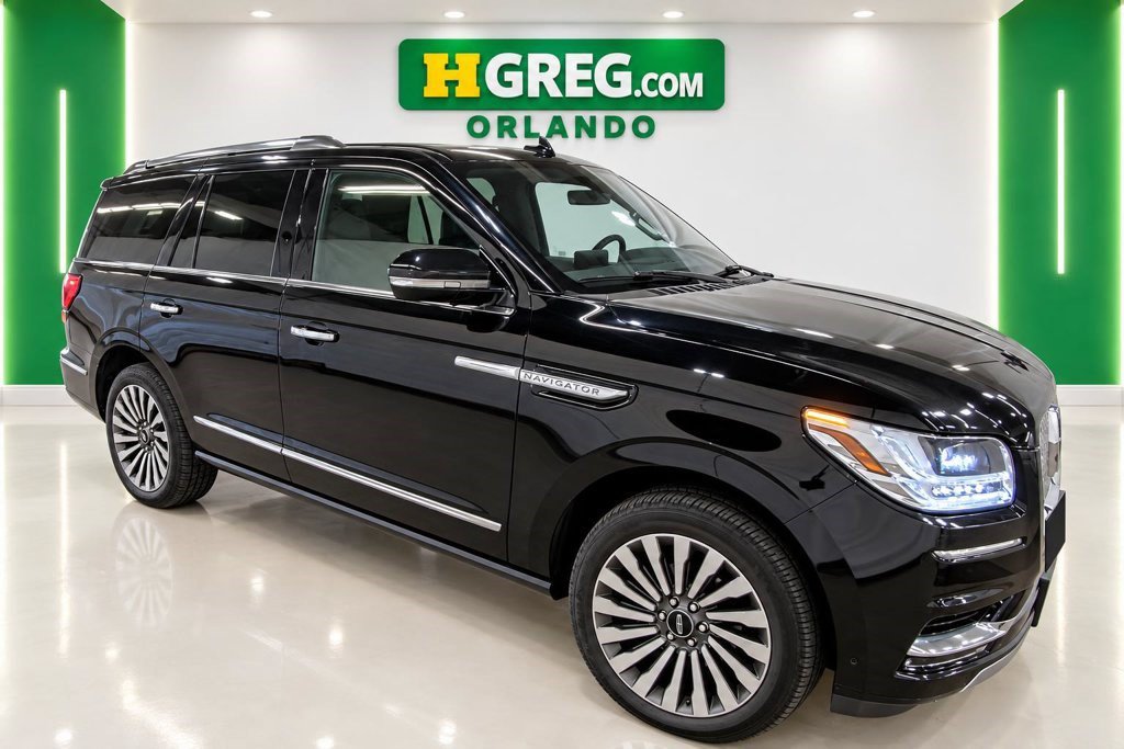 Used 2019 Lincoln Navigator Reserve AWD/4WD image 4