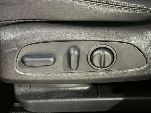 Certified 2023 Buick Encore GX Preferred w/ Cold Weather Comfort Package FWD image 20