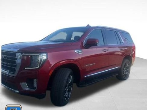 Used 2023 GMC Yukon SLT w/ SLT Premium Package image 1