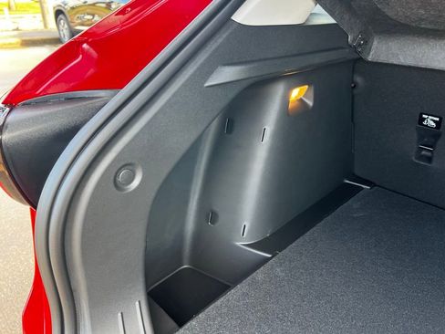 New 2026 Chevrolet Trax LT w/ Sunroof Package image 16