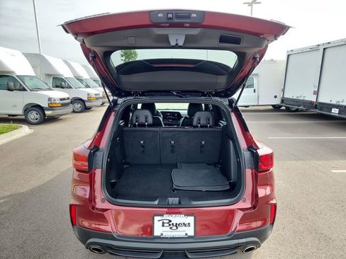 Used 2024 Chevrolet TrailBlazer RS AWD/4WD image 29