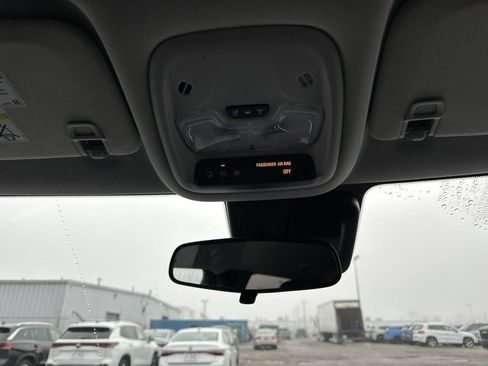 Used 2023 Chevrolet TrailBlazer LT image 30