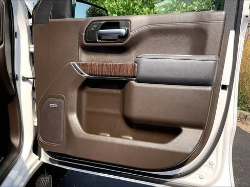 Used 2022 GMC Sierra 1500 Denali AWD/4WD image 23