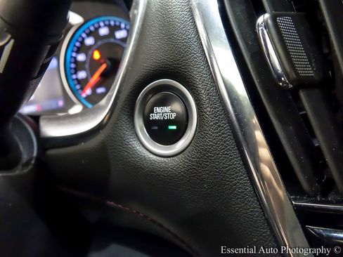 Used 2023 Chevrolet Traverse RS AWD/4WD image 18