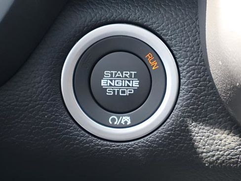 New 2026 RAM 3500 Laramie AWD/4WD image 22