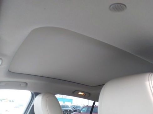 Used 2020 Buick Encore GX Essence w/ Experience Buick Package FWD image 14