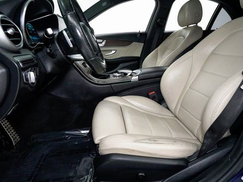 Used 2019 Mercedes-Benz C 300 4MATIC Sedan w/ Multimedia Package image 11
