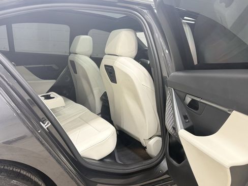 Used 2025 BMW i5 xDrive40 w/ M Sport Package image 52