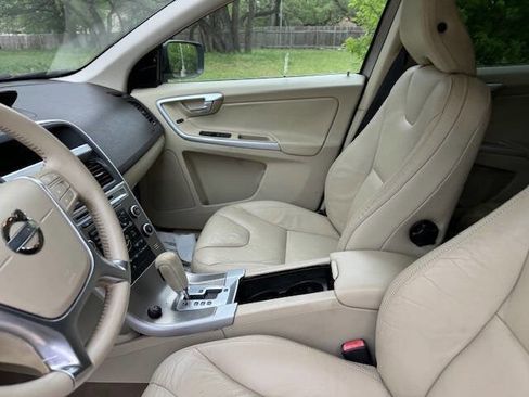 Used 2011 Volvo XC60 3.2 image 35