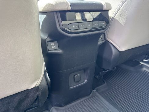 Used 2024 Toyota Grand Highlander XLE image 19