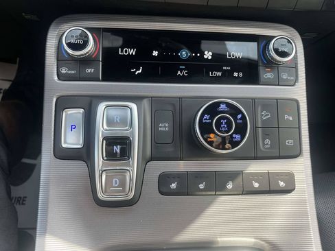 Certified 2024 Hyundai Palisade Calligraphy AWD/4WD image 23