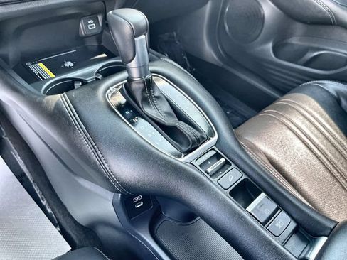 Used 2025 Honda HR-V EX-L image 23