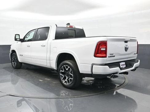 Used 2025 RAM 1500 Laramie AWD/4WD image 2