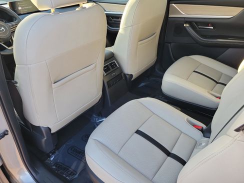 Used 2025 MAZDA CX-90 3.3 Turbo w/ Preferred Package image 15