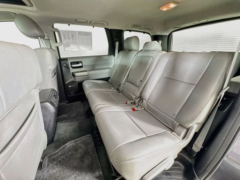 Used 2014 Toyota Sequoia Limited AWD/4WD image 24