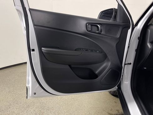 New 2026 Hyundai Venue SEL image 19