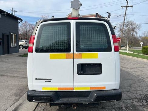 Used 2013 Chevrolet Express 2500 image 4