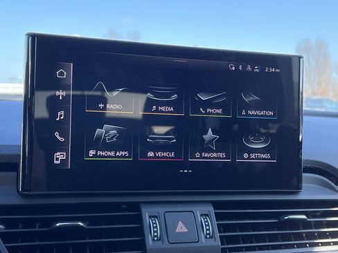 Used 2025 Audi Q5 2.0T Premium image 23