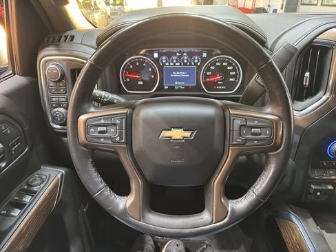 Certified 2022 Chevrolet Silverado 1500 High Country w/ Technology Package image 24