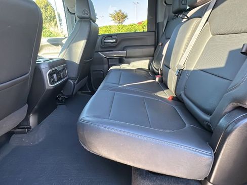 Used 2022 Chevrolet Silverado 2500 LTZ w/ LTZ Premium Package image 15