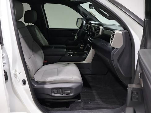 Used 2026 Toyota Tundra SR5 w/ SR5 Premium Package AWD/4WD image 22