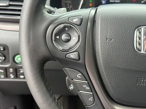 Used 2023 Honda Ridgeline RTL-E image 24