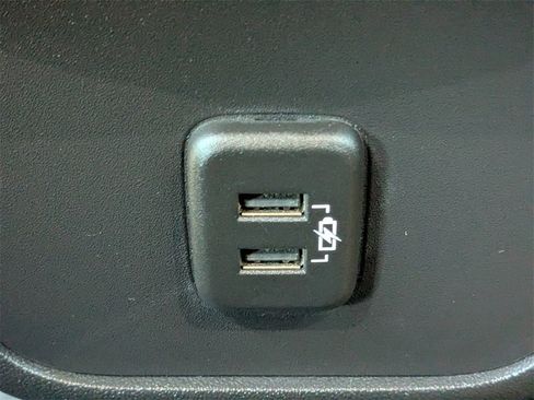 Used 2024 GMC Terrain SLE image 14