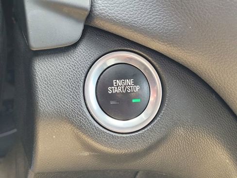 Used 2024 Chevrolet Equinox LT image 18