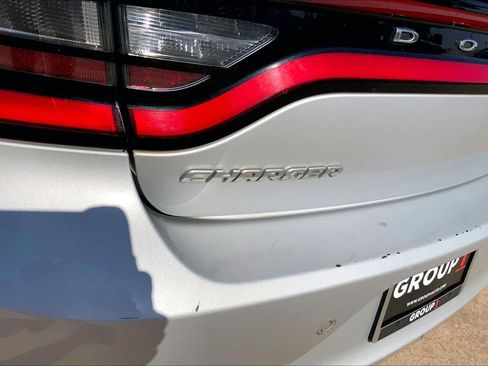 Used 2022 Dodge Charger SXT RWD image 27