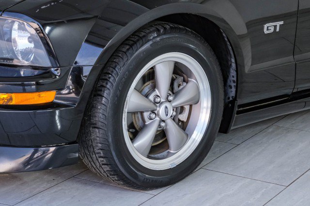 Used 2006 Ford Mustang GT RWD image 51