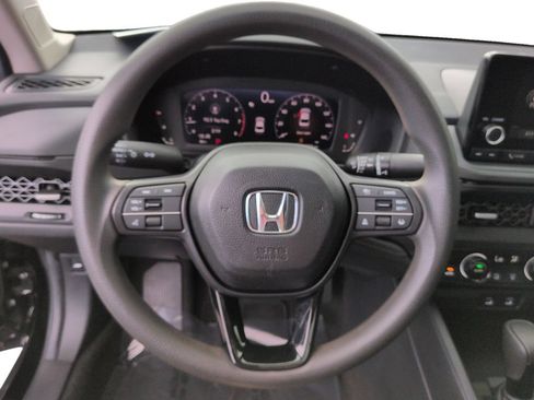 Used 2025 Honda Accord SE image 12