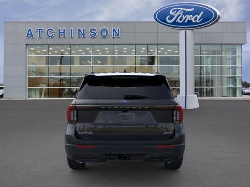 New 2026 Ford Explorer Active image 5