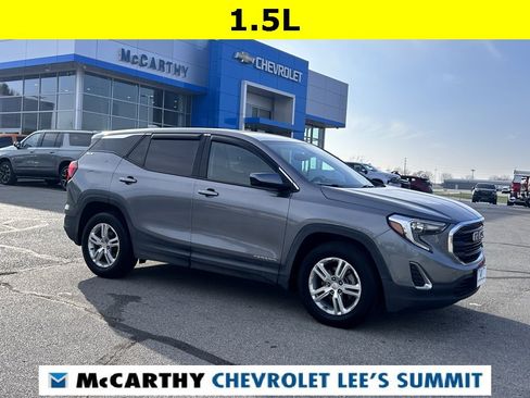 Used 2020 GMC Terrain SLE image 1
