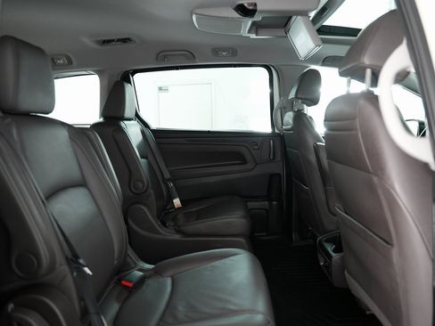 Used 2018 Honda Odyssey EX-L image 43