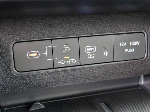 New 2025 Hyundai Sonata Limited image 21