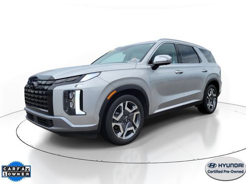 Used 2025 Hyundai Palisade SEL FWD image 2