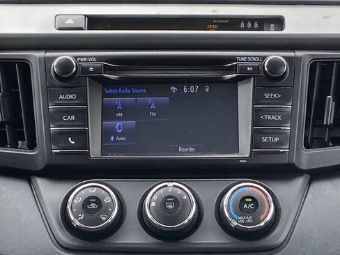 Certified 2017 Toyota RAV4 LE w/ Carpet Mat Package FWD image 29