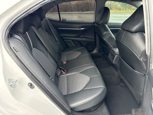 Used 2021 Toyota Camry SE w/ Audio Upgrade Package image 13