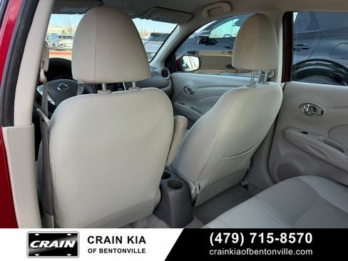 Used 2015 Nissan Versa FWD image 25