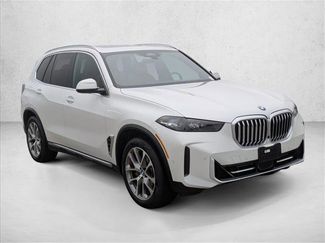 Used 2024 BMW X5 xDrive40i w/ Parking Assistance Package video 3