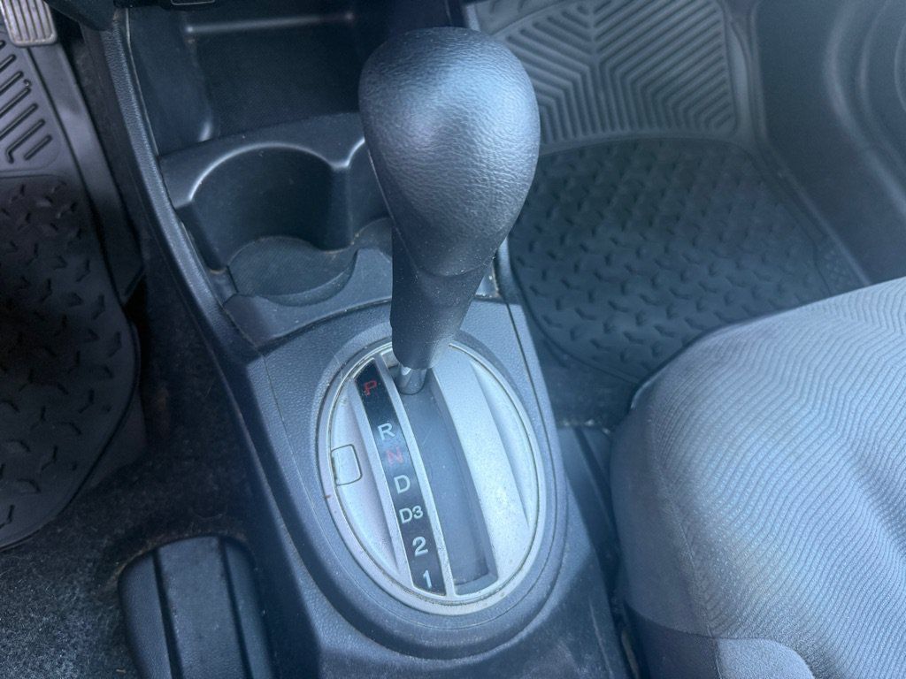 Used 2013 Honda Fit image 15