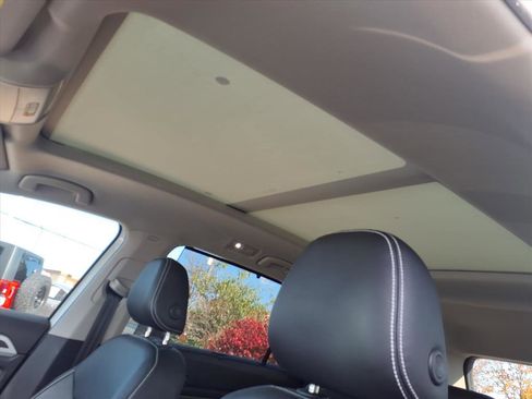 Used 2022 Volkswagen Atlas SE image 24