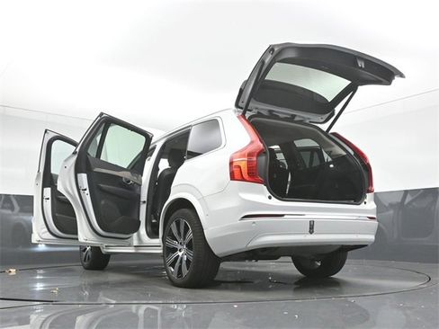 Used 2023 Volvo XC90 B6 Ultimate w/ Protection Package image 57