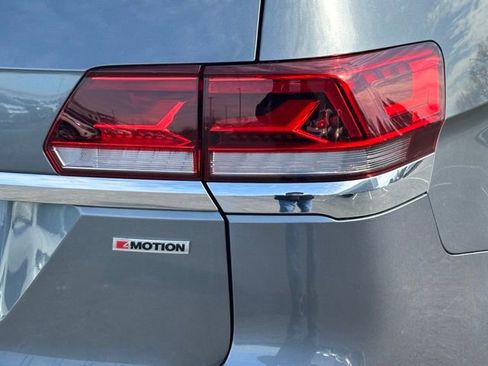 Used 2022 Volkswagen Atlas SE image 14