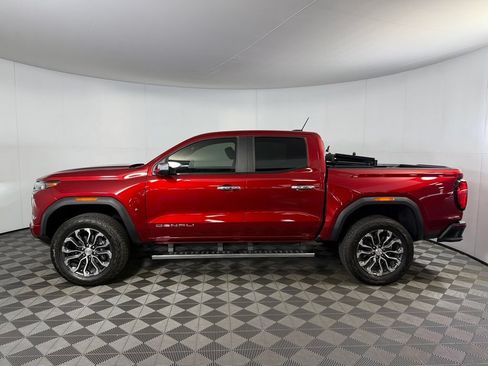 Used 2025 GMC Canyon Denali AWD/4WD image 10
